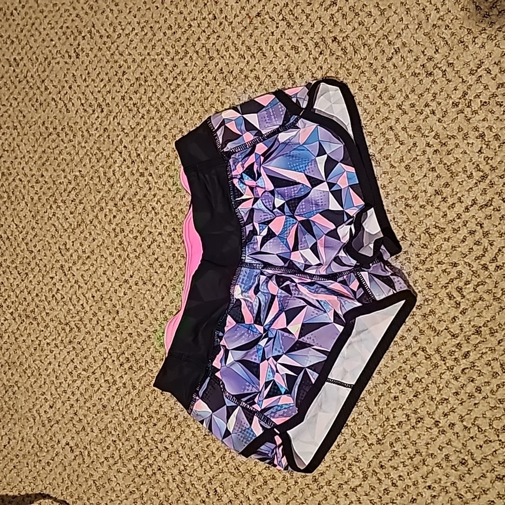 Ivivva size 8 running short